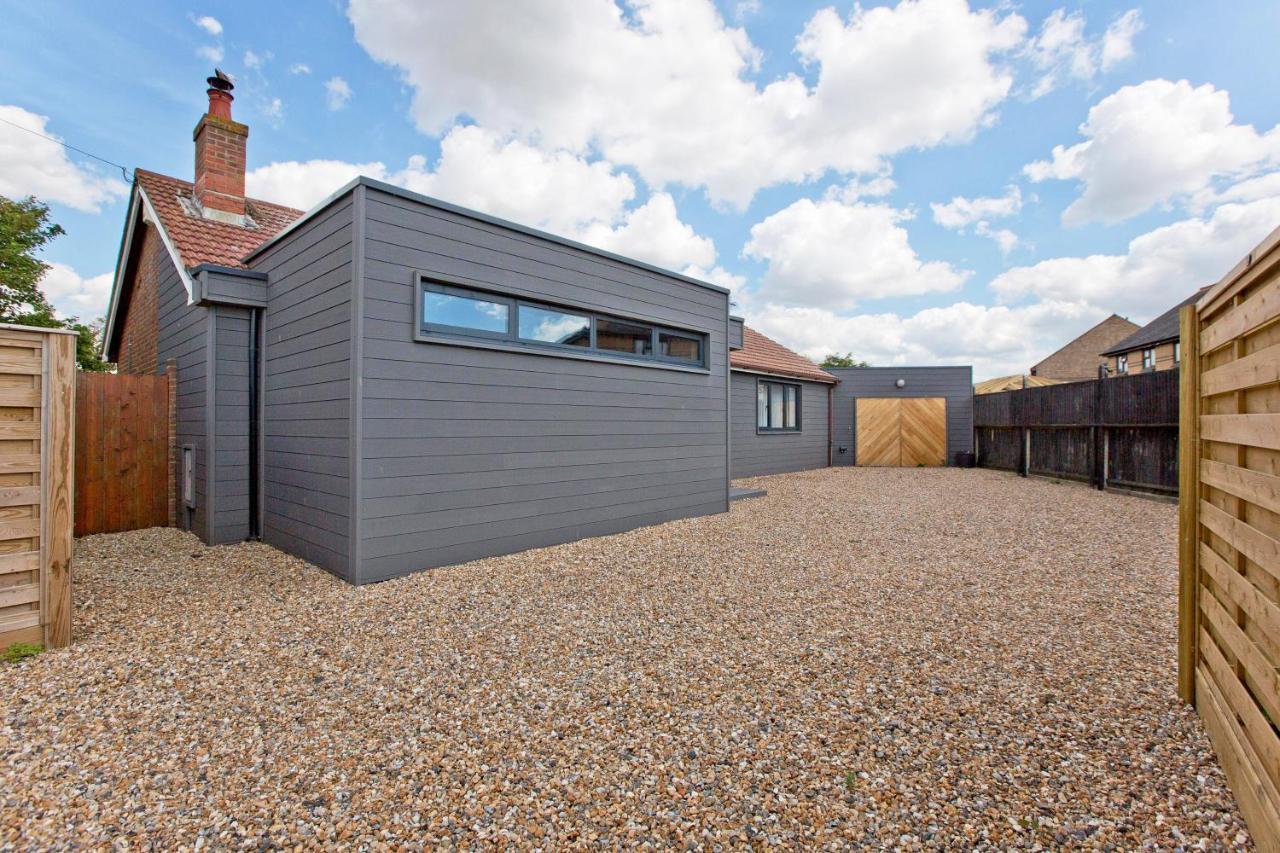 Big Sky Villa Camber Exterior photo